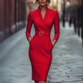 Vivian | Ponadczasowa sukienka z kołnierzykiem i paskiem
