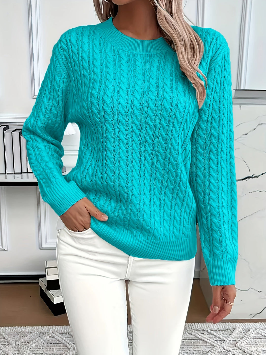 Faye | Sweter z okrągłym dekoltem w splot kablowy