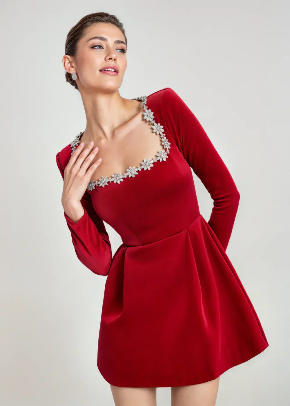Brielle | Elegancka Mini Sukienka z Aksamit