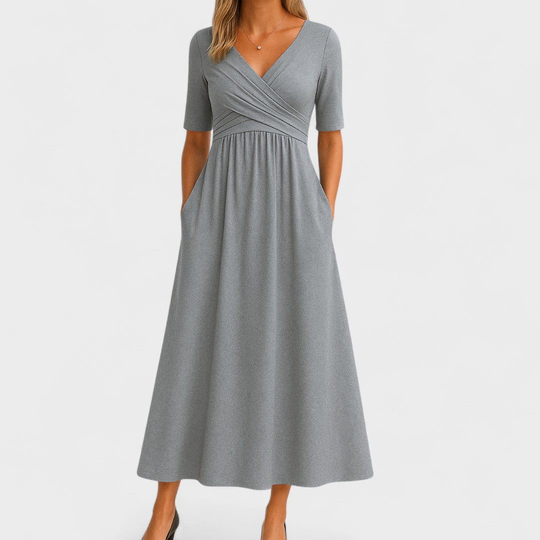 Maddison | Elegancka Midi Sukienka z Plisami