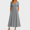 Maddison | Elegancka Midi Sukienka z Plisami