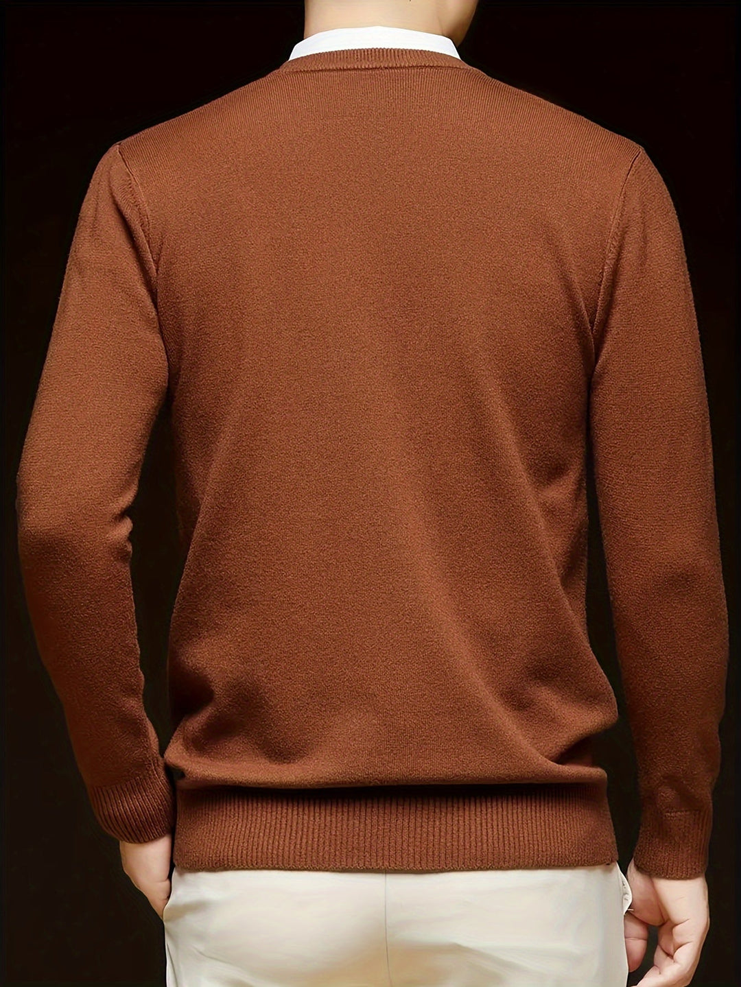 Hugh | Elegancki sweter w serek