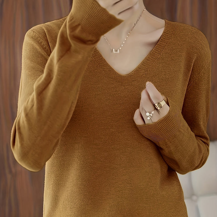 Selene | Miękki sweter z dekoltem w serek