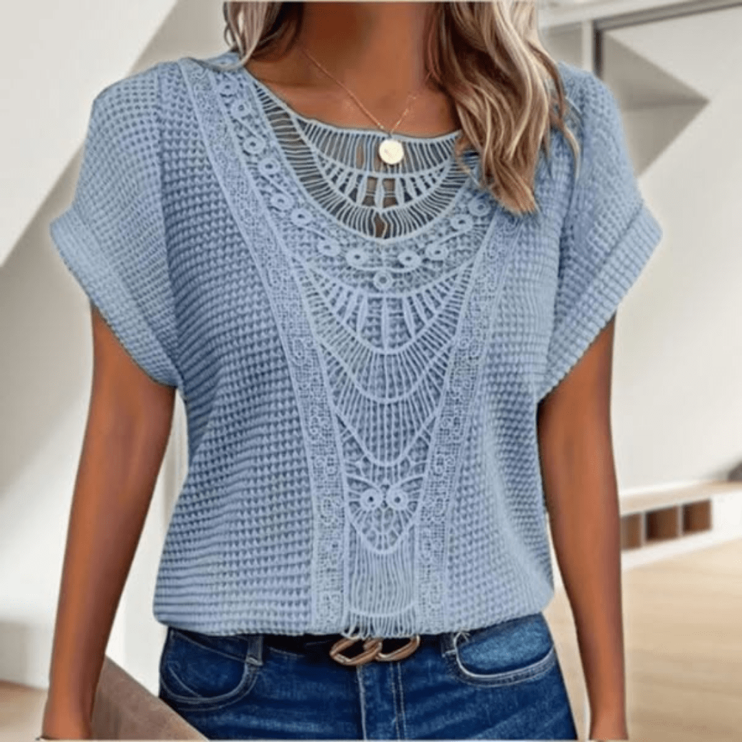 Judith | Bluzka z vintage koronkowym detalem