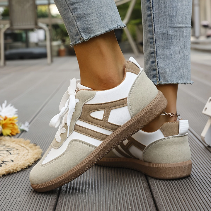 Kryształ | Wspierające Sneakersy z Szerokim Palcem