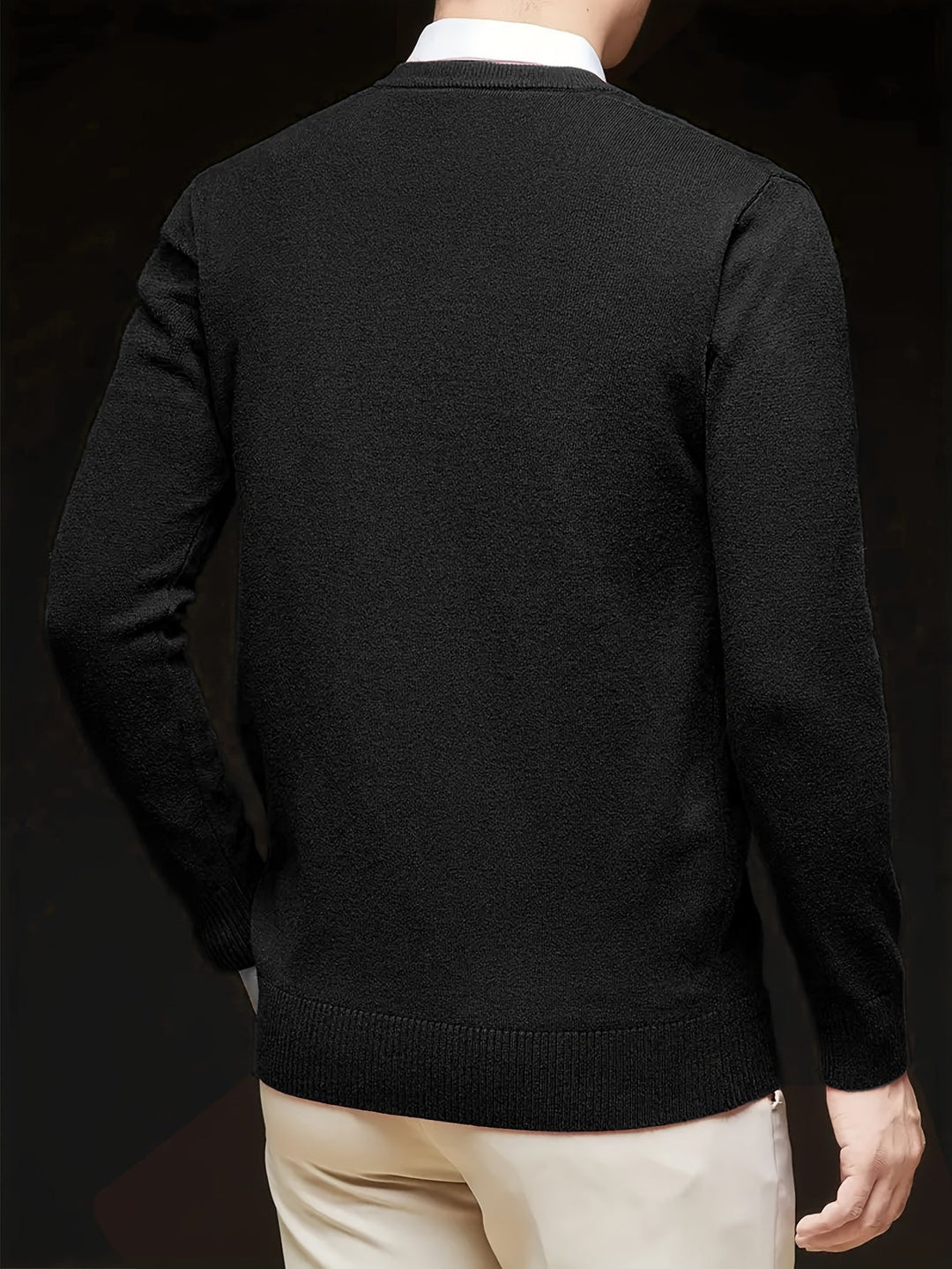 Hugh | Elegancki sweter w serek