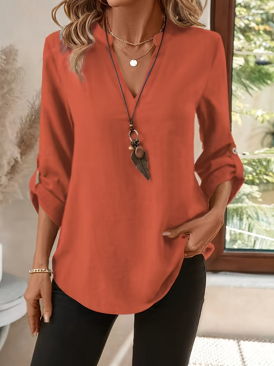Corinne | Elegancka Bluzka z Dekoltem w Serek