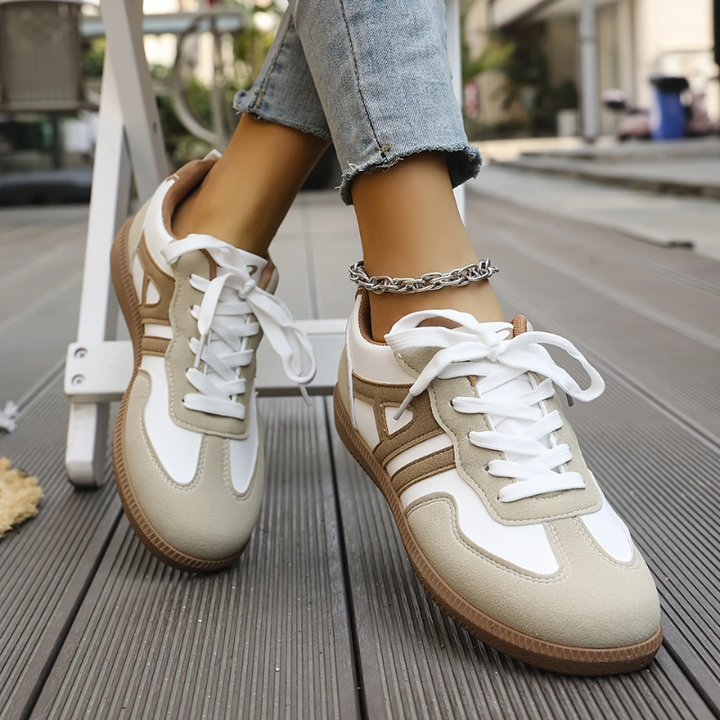 Kryształ | Wspierające Sneakersy z Szerokim Palcem