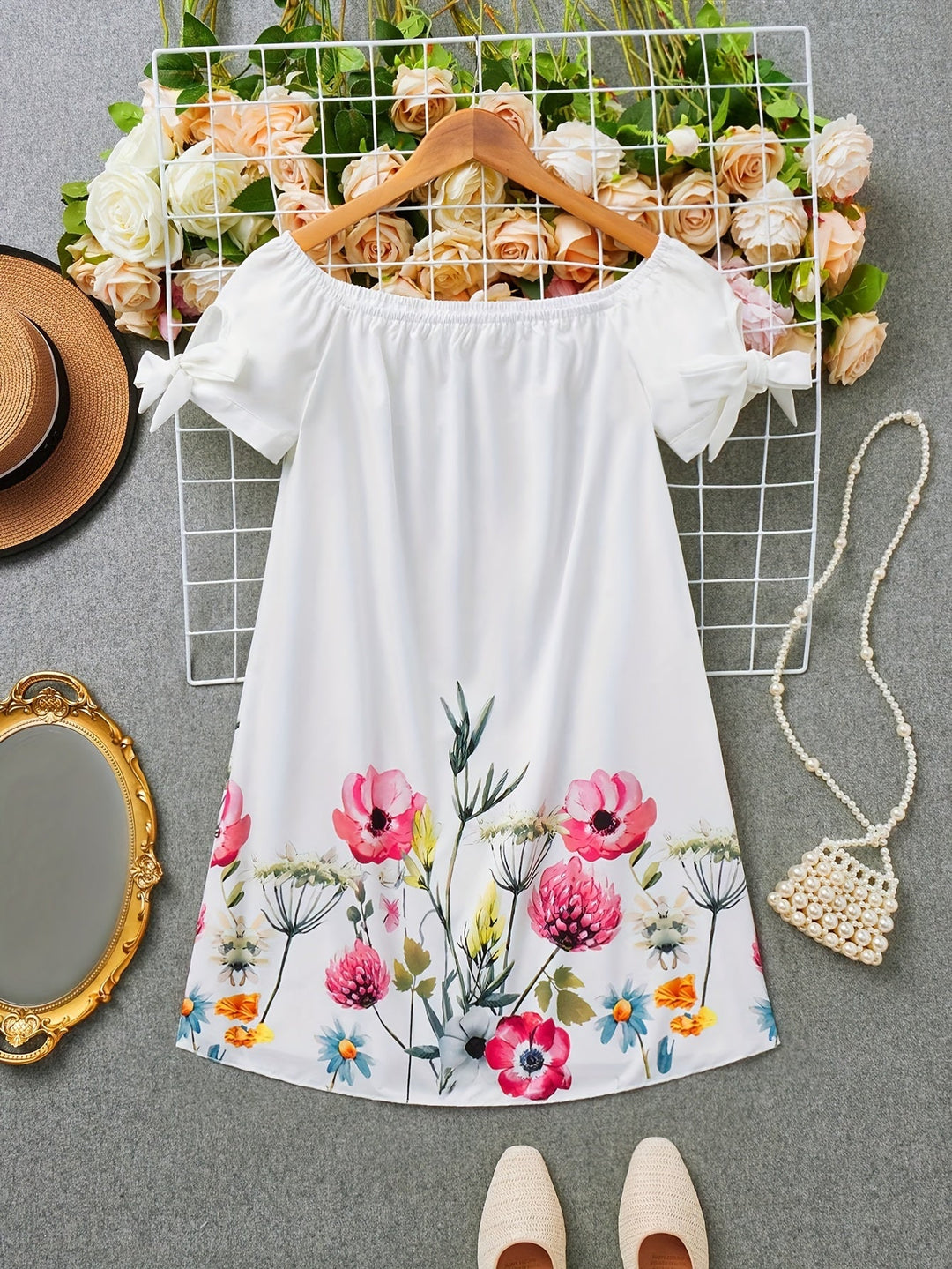 Gemma | Sukienka z Kwiatowym Motywem i Ramiączkami Off-Shoulder