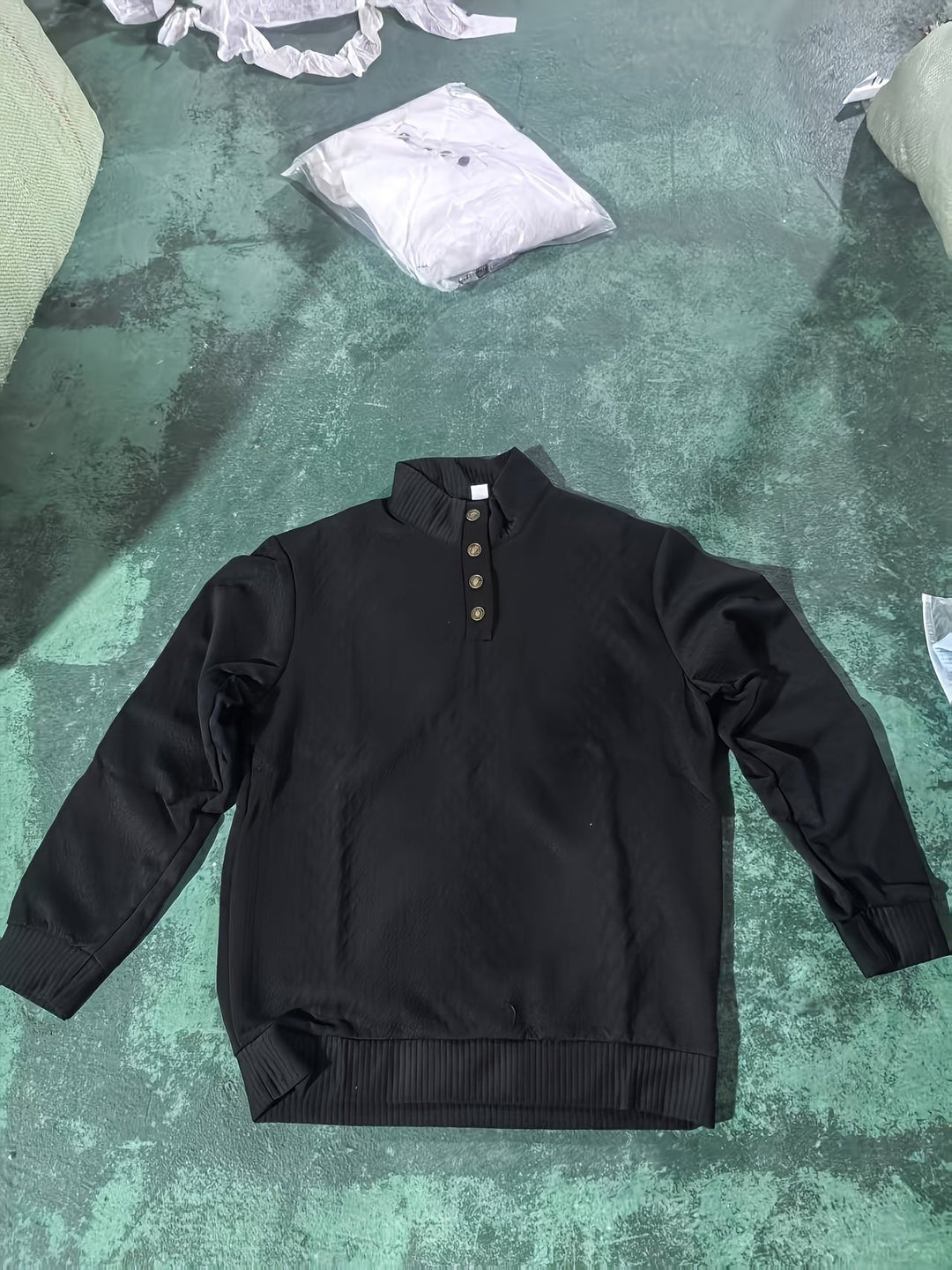 Ronan | Sweter Henley z Stojącym Kołnierzem i Guzikami