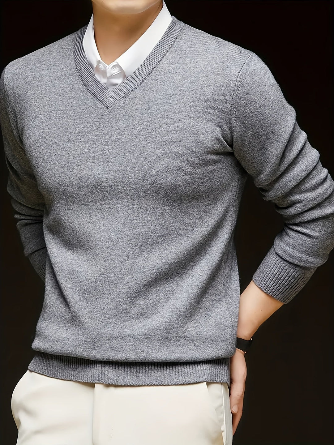 Hugh | Elegancki sweter w serek