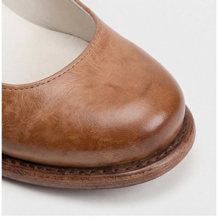 Lato | Eleganckie Retro Szpilki z Zapięciem na Kostce
