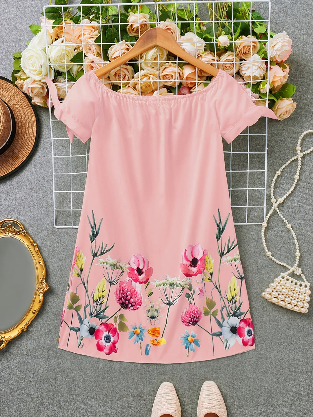 Gemma | Sukienka z Kwiatowym Motywem i Ramiączkami Off-Shoulder