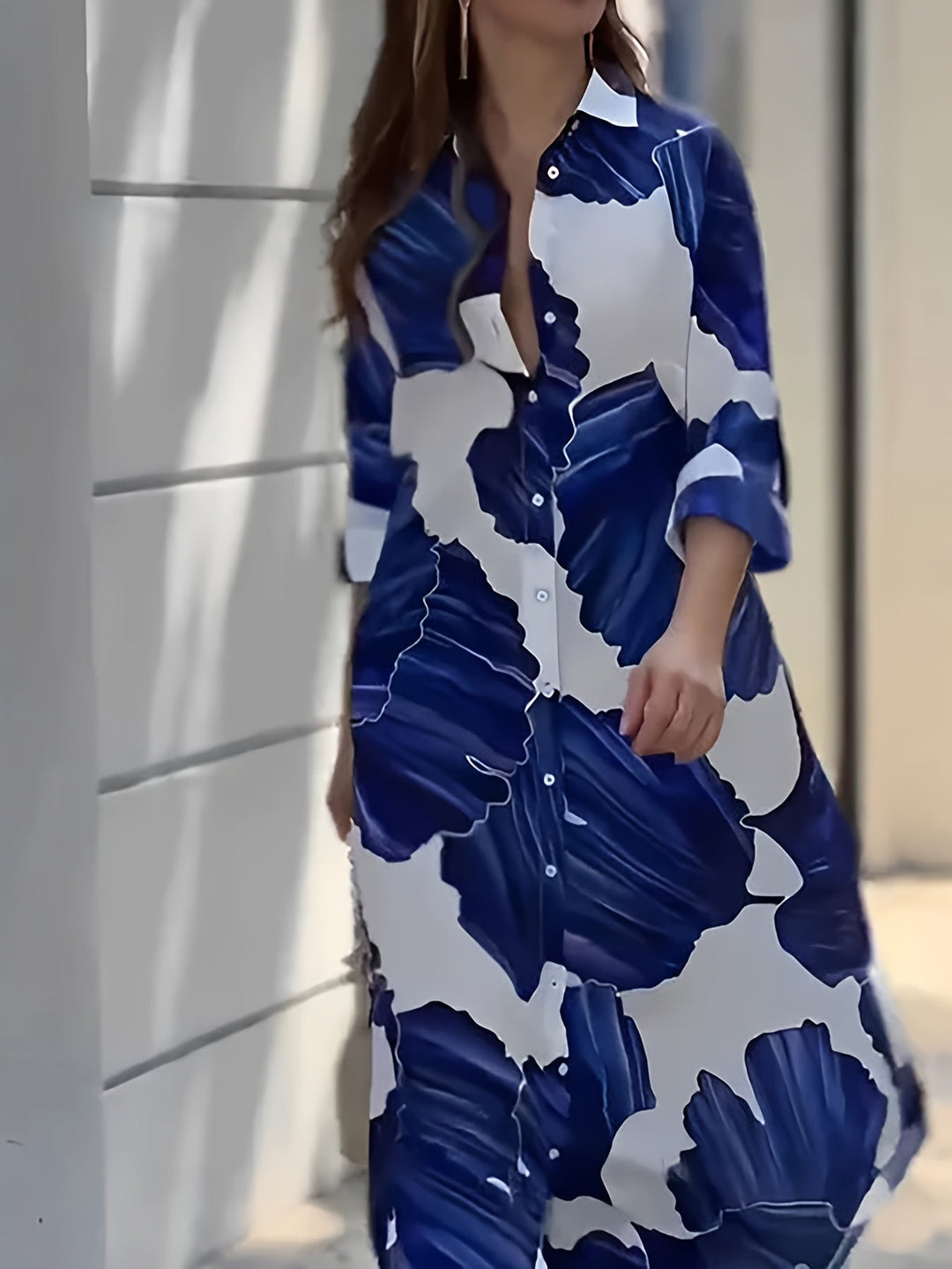 Larissa | Maxi Sukienka w Płynny Wzór