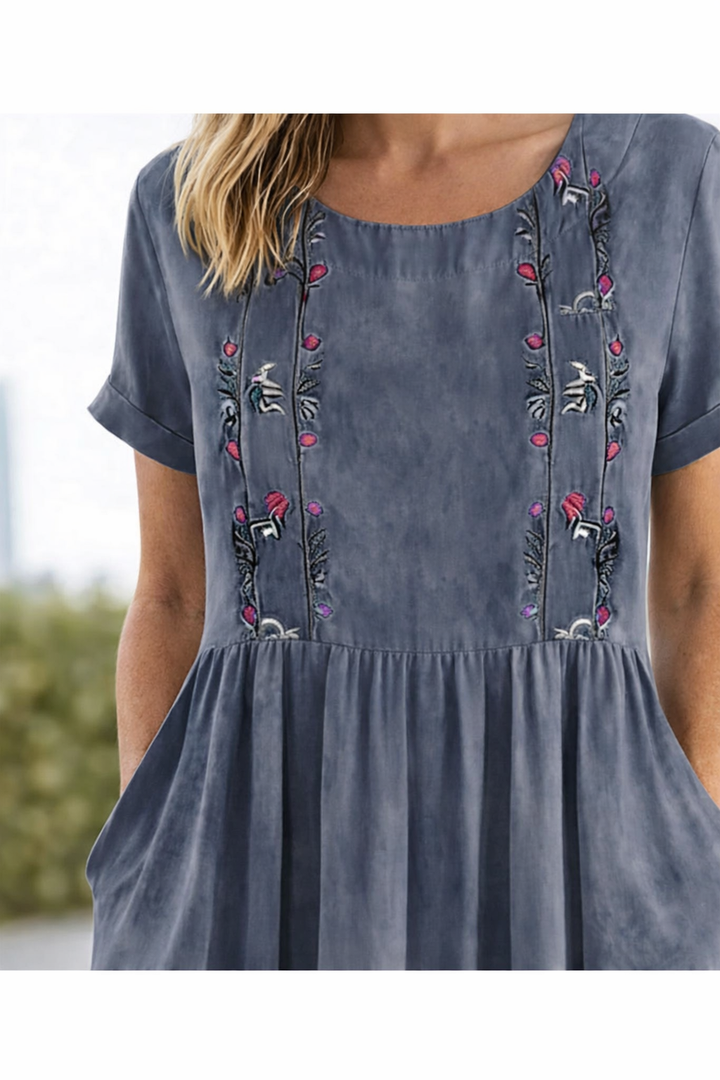 Trixie | Lu dress z krótkim rękawem na lato
