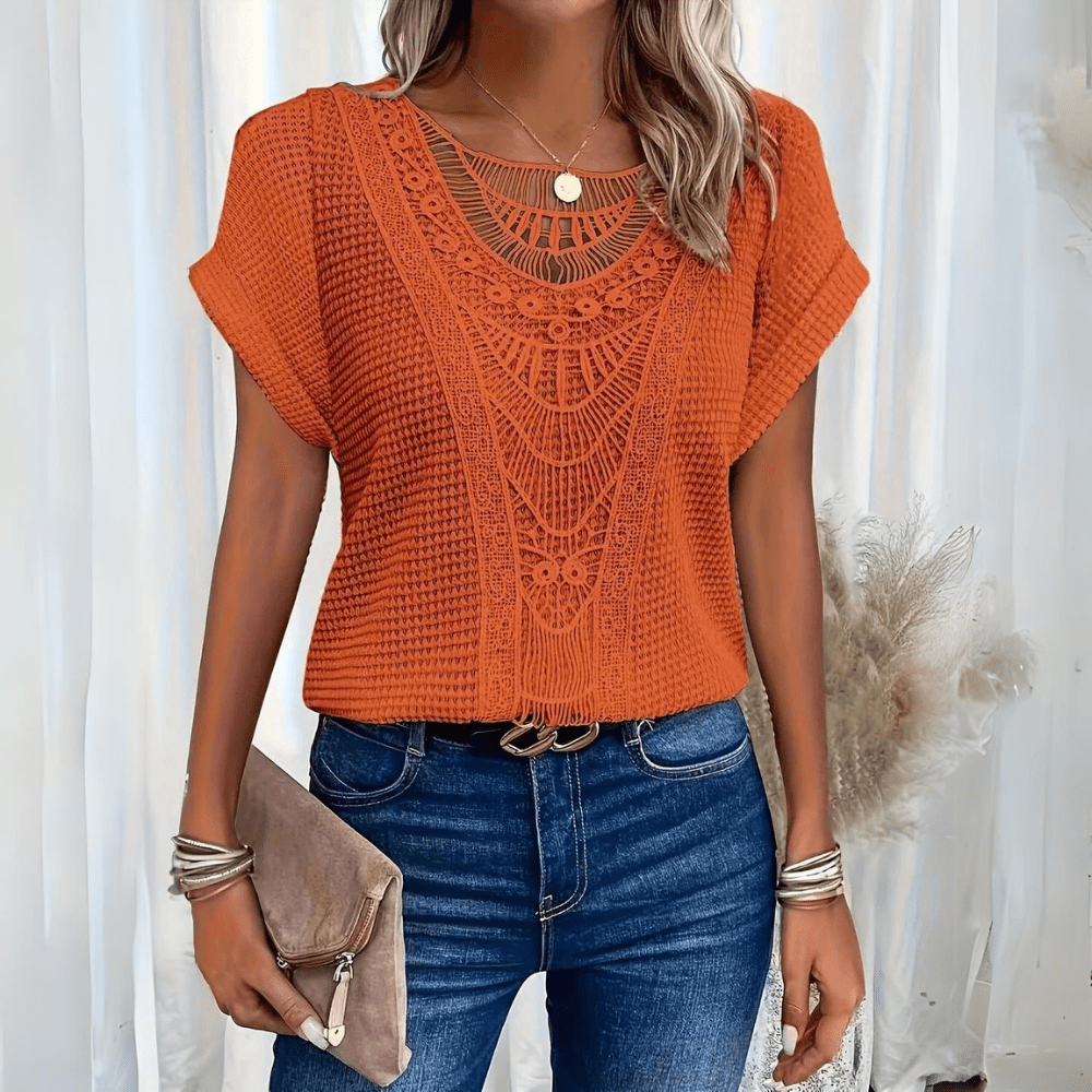Judith | Bluzka z vintage koronkowym detalem