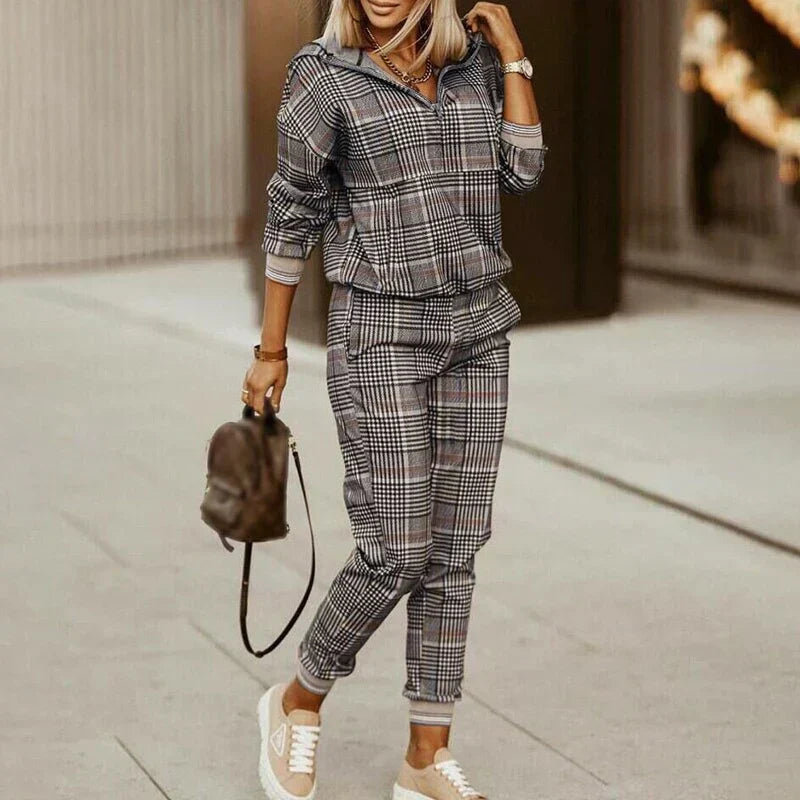 Marcia | Luźny dres z półzamkiem