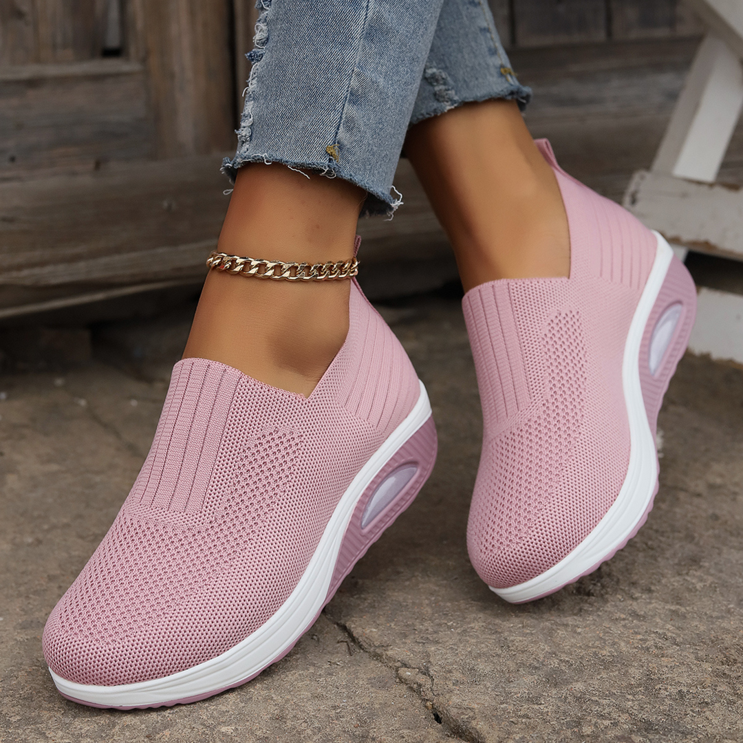 Carmen | Sneakersy Slip-On z Wyściółką