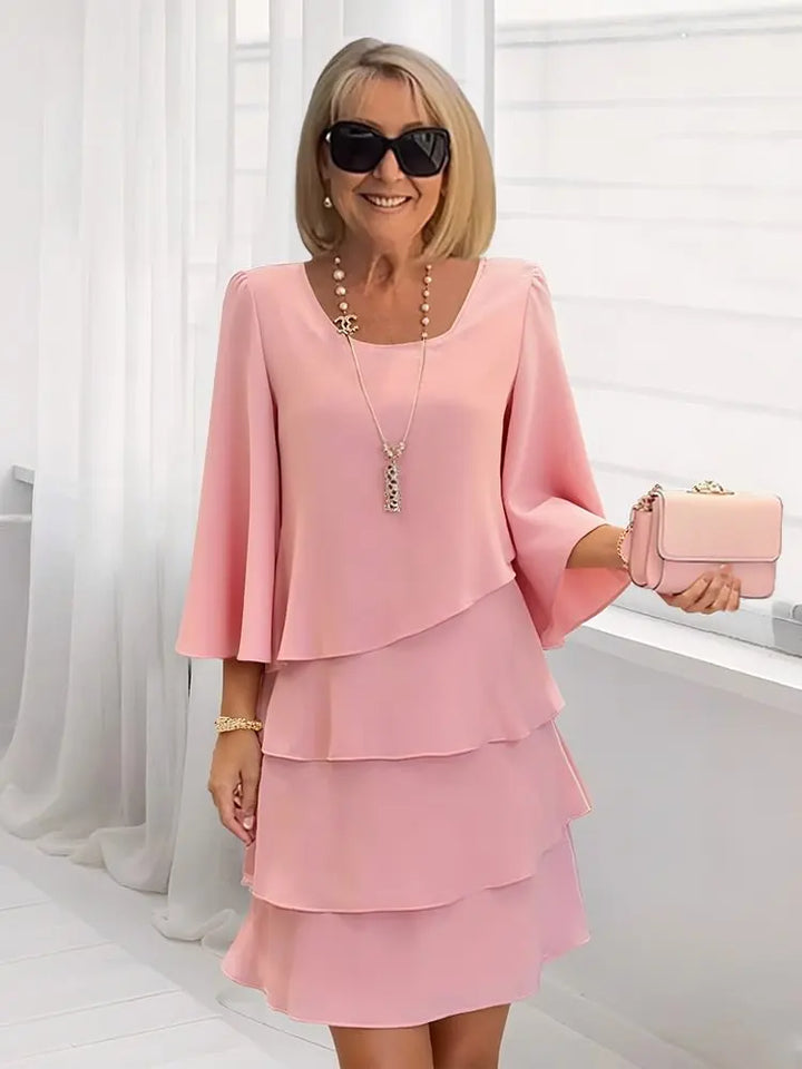 Catherine | Elegancka Sukienka z Rękawem 3/4 z Falbanami