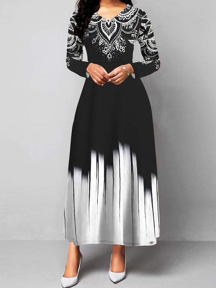 Nadia | Ornamentalny Print Flared Maxi Dress