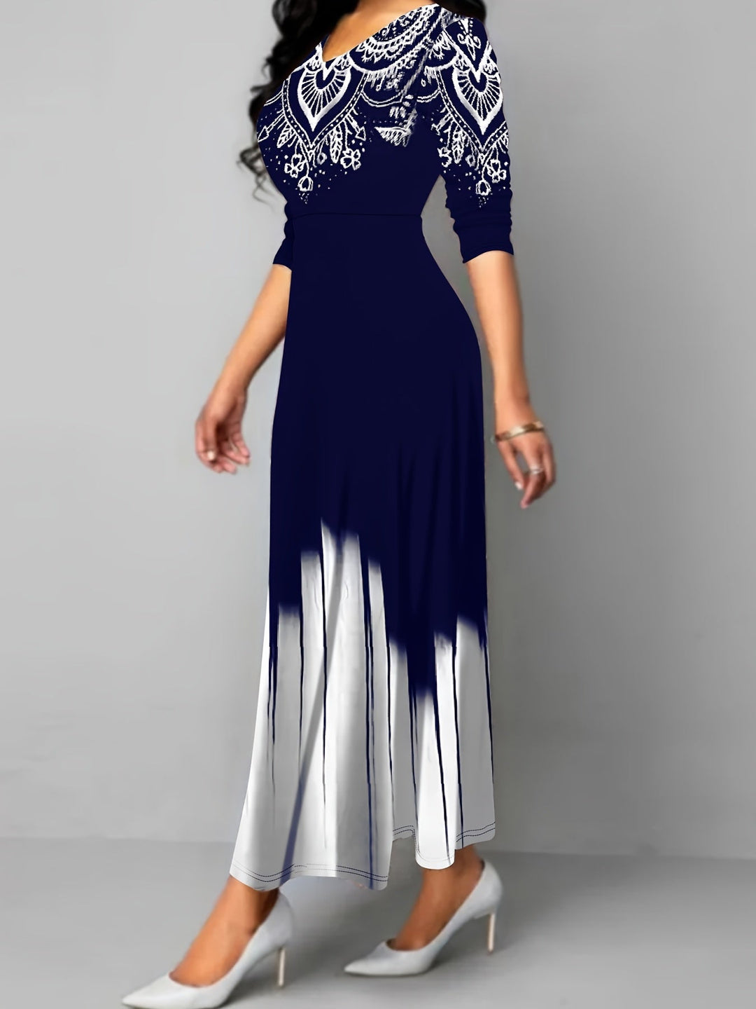Nadia | Ornamentalny Print Flared Maxi Dress