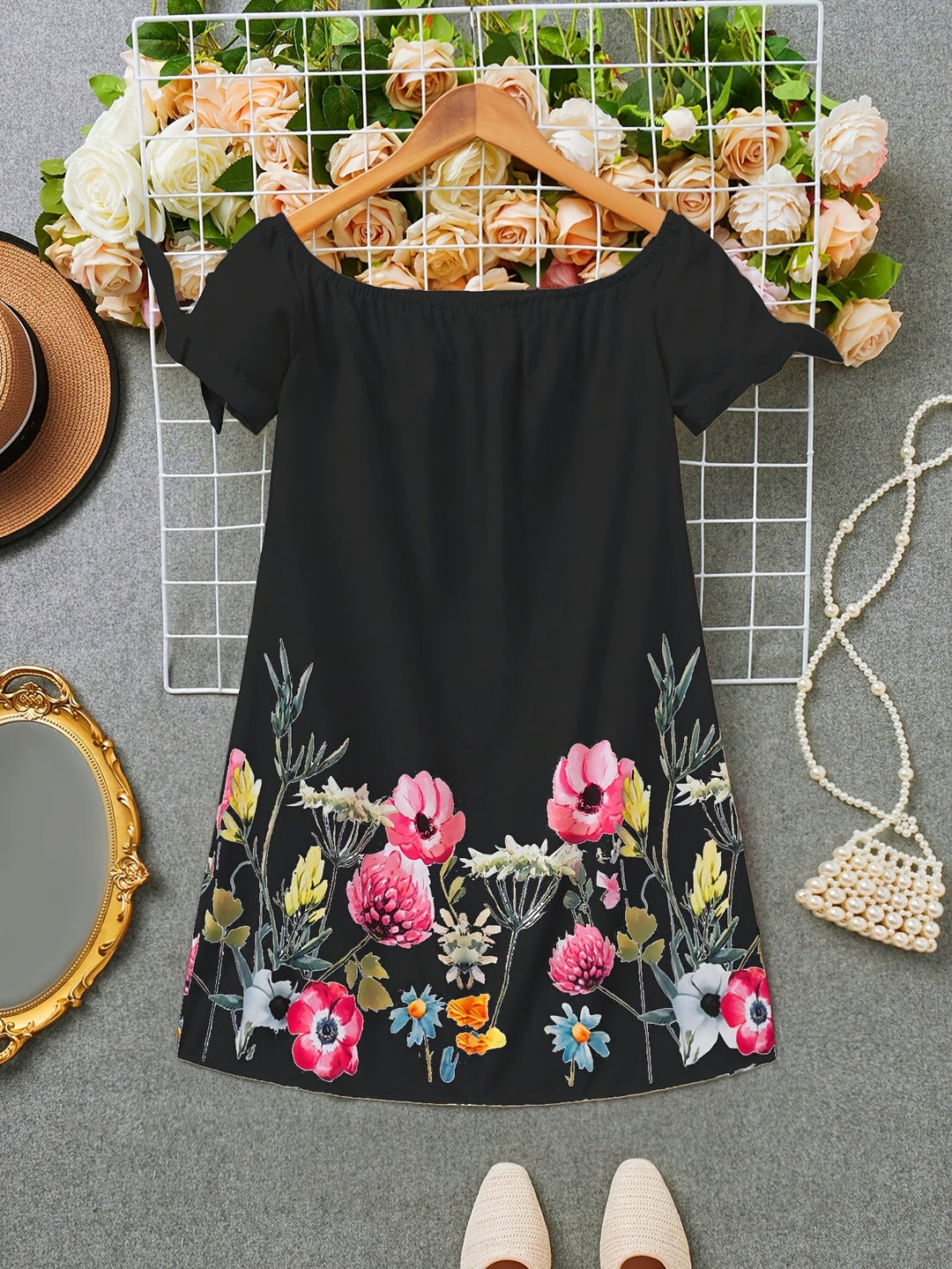 Gemma | Sukienka z Kwiatowym Motywem i Ramiączkami Off-Shoulder
