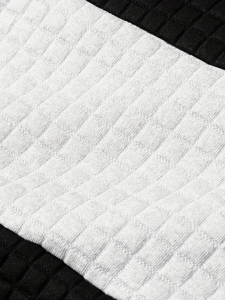 Hayes | Teksturowana bluza z kapturem w kolorze blokowym