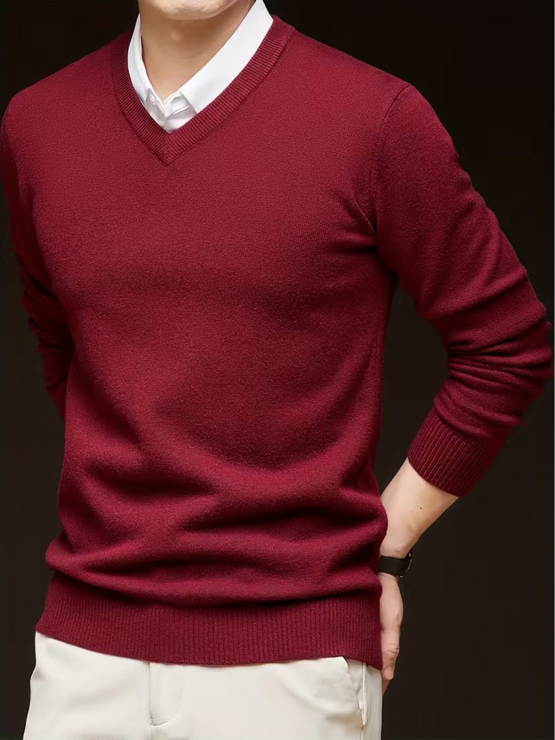 Ellis | Elegancki Sweter z Dekoltem w Serek